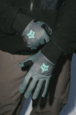 Перчатки 686 Hold Up Pipe Fox Pale Firn